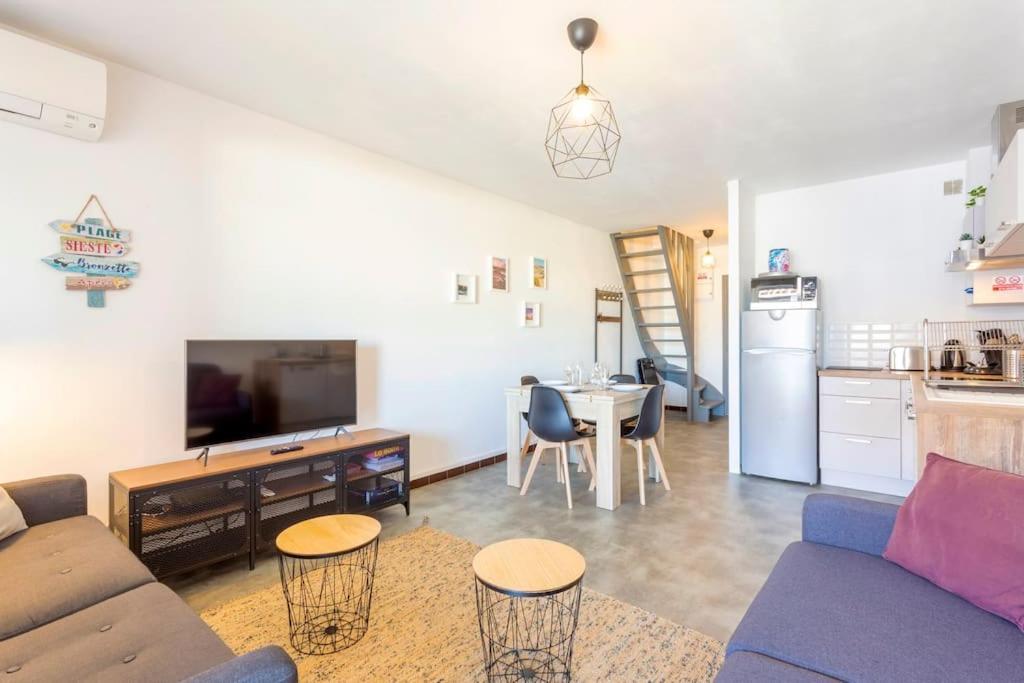 Chez Audrey - Agreable Appartement Duplex Climatise Et Convivial Le Grau-du-Roi Kültér fotó
