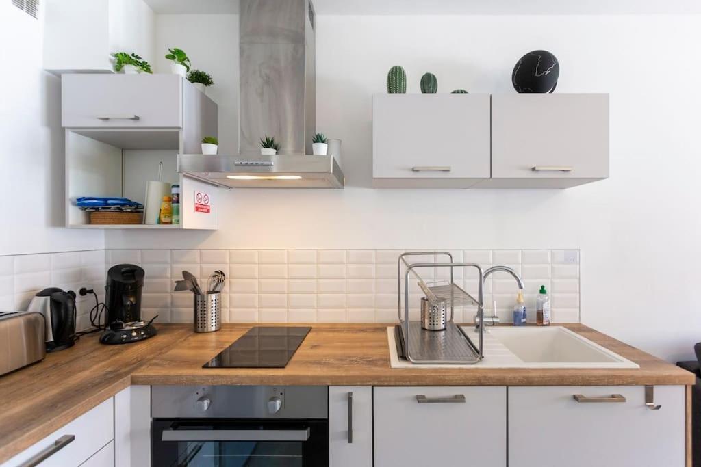 Chez Audrey - Agreable Appartement Duplex Climatise Et Convivial Le Grau-du-Roi Kültér fotó